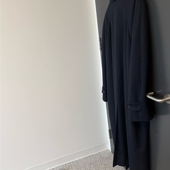 O’CONNOR’S 42L Wool mint condition “Rambler” overcoat navy, ultra luxury classic - Picture 14 of 15